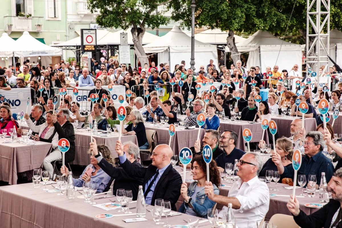 votazione al Girotonno a Carloforte
