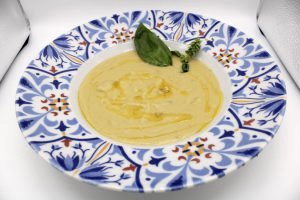 vellutata di fave, la bobba, al ristorante 1° Maggio, Hotel Paola di Carloforte